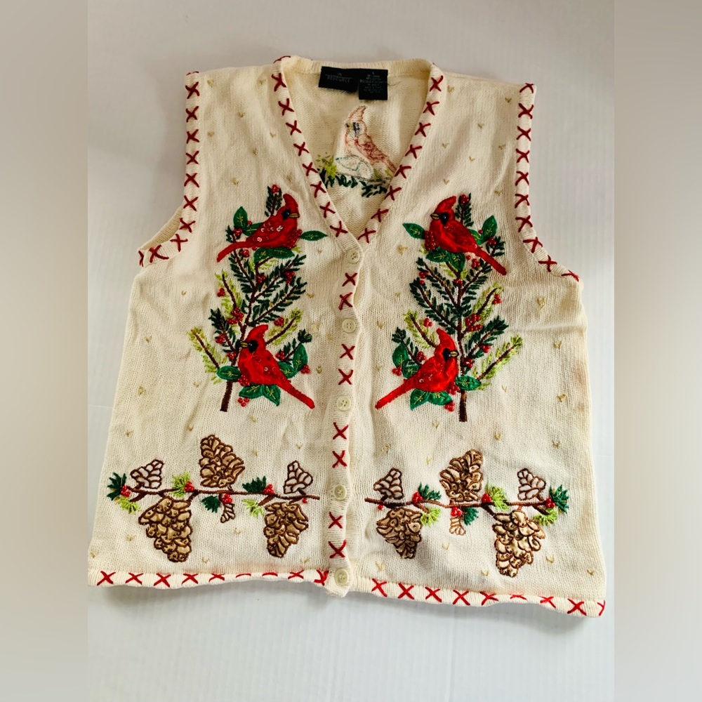 In Resource Women’s Christmas Sweater Vest L appliques Cardinals Pinecones